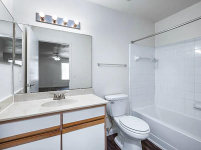 1 BR, 1 BA Apartment 3625 Wellborn Rd Unit 9 906, Bryan, TX 77801