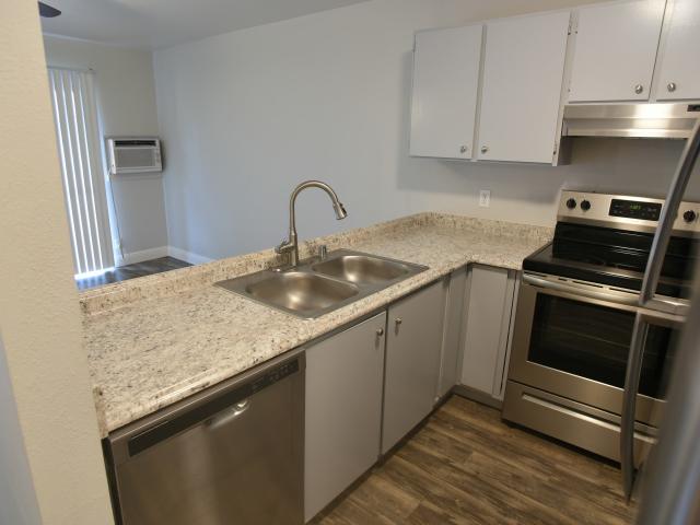 1 BR, 1 BA Apartment 3626 Lower Honoapiilani Rd Unit E203, Lahaina, HI 96761
