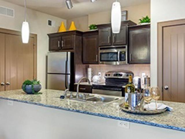 1 BR, 1 BA Apartment 3627 W Slaughter Ln, Austin, TX 78749