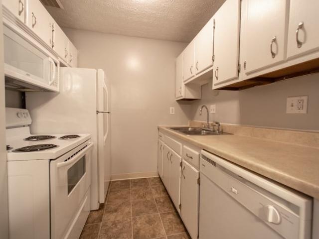1 BR, 1 BA Apartment 3642 Tarpis Ave Unit 3622 15, Cincinnati, OH 45208