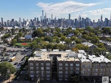 1 BR, 1 BA Apartment 3718 Park Avenue, Unit D2, Weehawken Township, NJ 07086