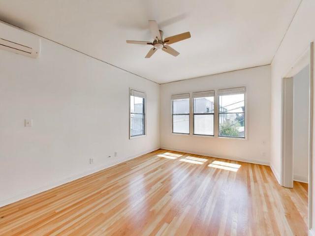 1 BR, 1 BA Apartment 3719 Emerson Street, Oakland, CA 94610