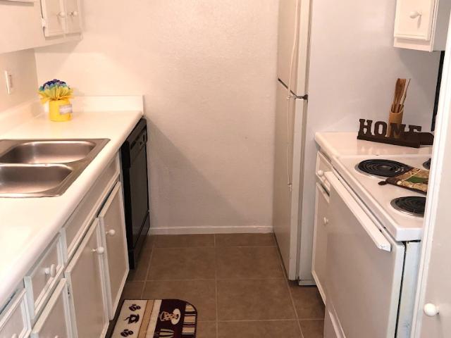 1 BR, 1 BA Apartment 3737 Hillcroft Ave Unit 22, Houston, TX 77057