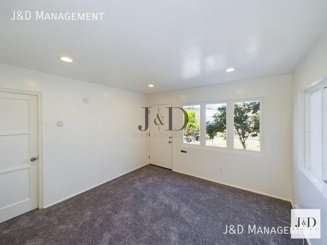 1 BR, 1 BA Apartment 3749 VAN DYKE AVE, SAN DIEGO, CA 92105