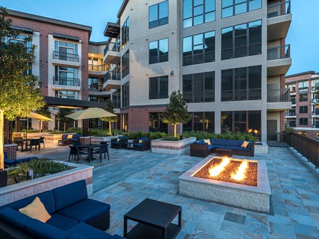 1 BR, 1 BA Apartment 3800 Main street Unit 426, Houston, TX 77002