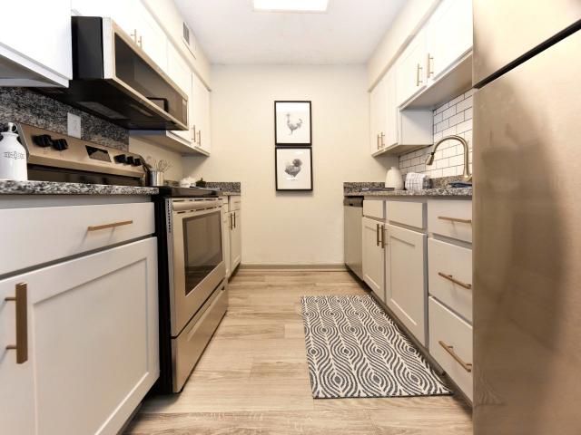 1 BR, 1 BA Apartment 380 Harding Pl Unit U29, Nashville, TN 37211
