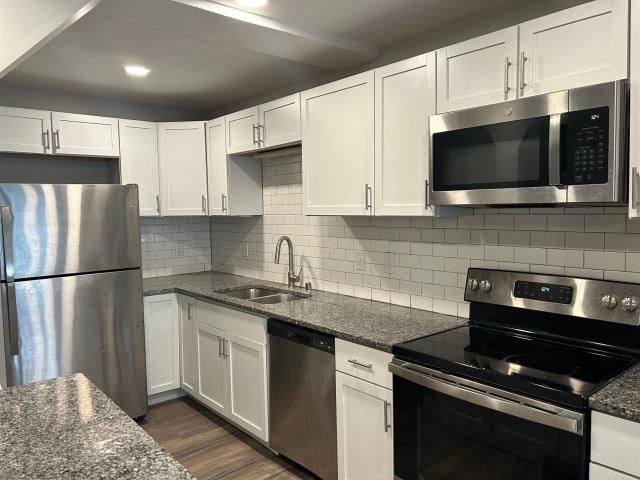 1 BR, 1 BA Apartment 3829 West Broadway Avenue Unit 3837 8, Minneapolis, MN 55422