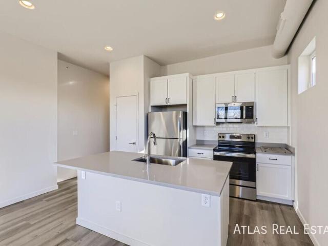 1 BR, 1 BA Apartment 3830 N Olive Street, Denver, CO 80207