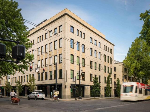 1 BR, 1 BA Apartment 38 NW Davis St Unit 503, Portland, OR 97209