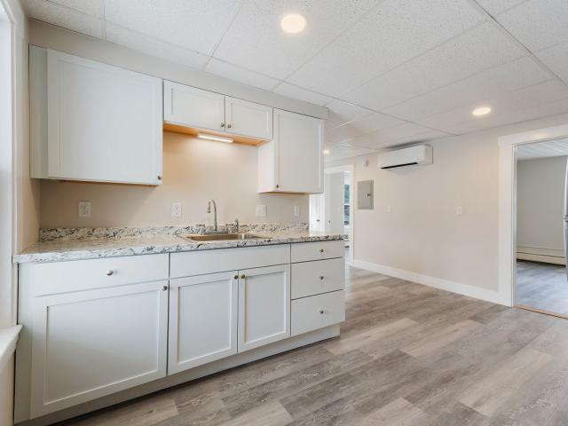 1 BR, 1 BA Apartment 38 New York St, Dover, NH 03820