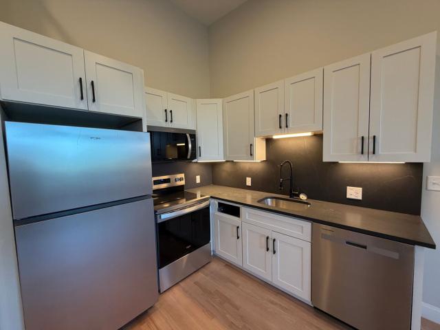 1 BR, 1 BA Apartment 38 42 Washington St, Haverhill, MA 01832
