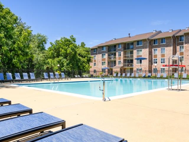 1 BR, 1 BA Apartment 3900 Blackburn Lane Unit 3902 34, Burtonsville, MD 20866