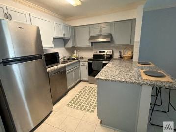 1 BR, 1 BA Apartment 3900 Woodchase Dr, Unit 121, Houston, TX 77042