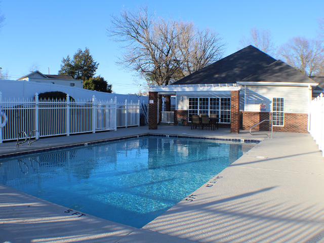 1 BR, 1 BA Apartment 3911 Marchester Way Unit 904 2F, Greensboro, NC 27407