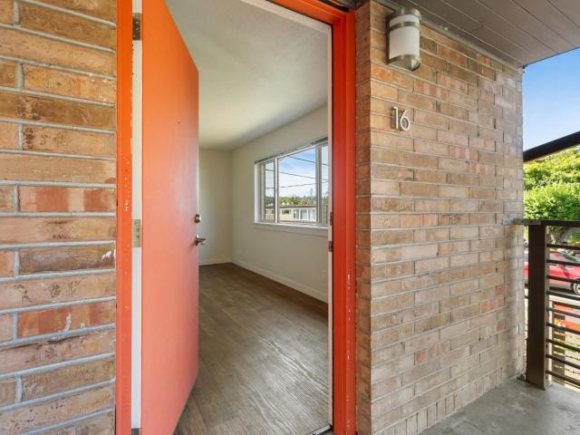 1 BR, 1 BA Apartment 3919 South Pearl Street Unit 17, Seattle, WA 98118