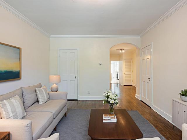 1 BR, 1 BA Apartment 3920 W St NW, Washington, DC 20007