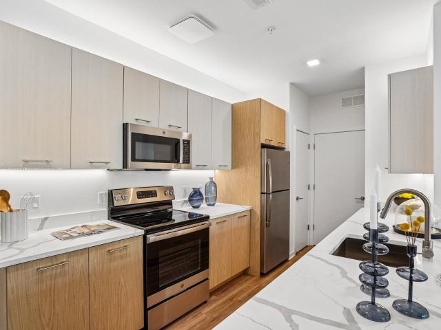 1 BR, 1 BA Apartment 39500 Champion Circle Unit 740 6301, Novi, MI 48377
