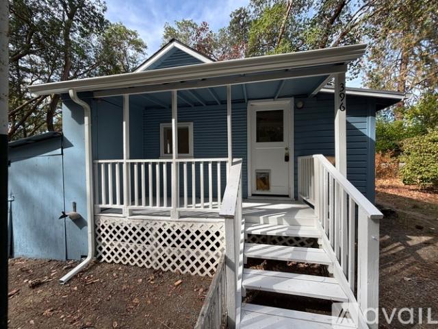 1 BR, 1 BA Apartment 396 Foots Creek Rd, Gold Hill, OR 97525
