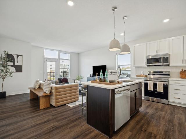 1 BR, 1 BA Apartment 3998 Hayward Avenue North Unit 104, Saint Paul, MN 55128