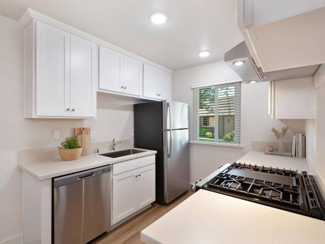1 BR, 1 BA Apartment 303 Wayside Drive Unit 111, Turlock, CA 95380