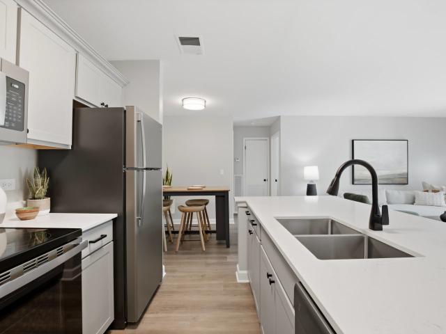 1 BR, 1 BA Apartment 30011 North Waukegan Road Unit 01 111, Lake Bluff, IL 60044