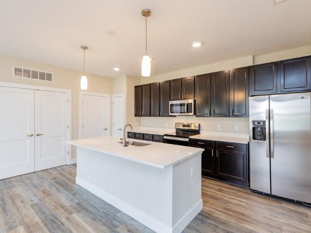 1 BR, 1 BA Apartment 3001 Perimeter Blvd Unit 23040214, South Park, PA 15129