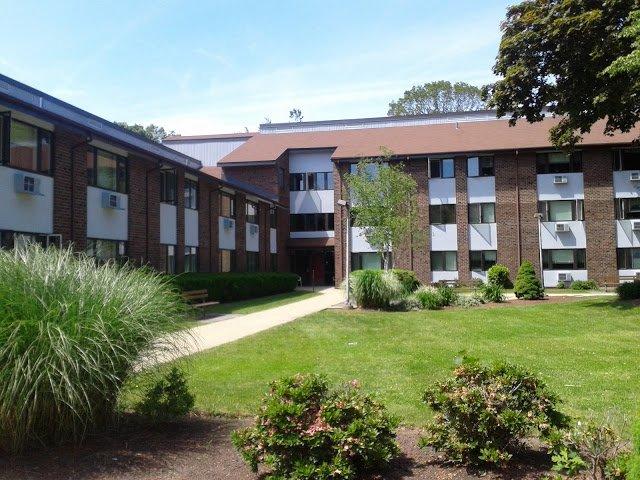 1 BR, 1 BA Apartment 300 Brandegee Avenue, Groton, CT 06340
