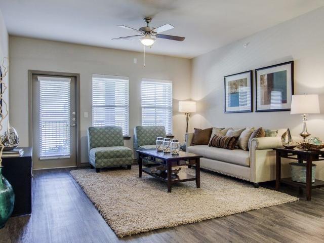 1 BR, 1 BA Apartment 300 E Swisher Rd Unit 5204, Lake Dallas, TX 75065