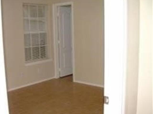 1 BR, 1 BA Apartment 300 East 3rd Street, Burnet, TX 78611