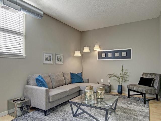 1 BR, 1 BA Apartment 3036 West Lake Street Unit 0428, Minneapolis, MN 55416