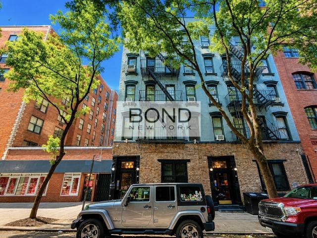 1 BR, 1 BA Apartment 307 Mott Street, New York, NY 10012