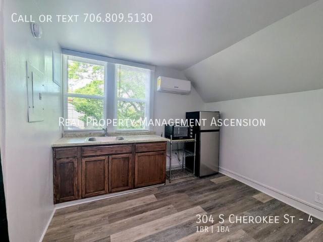 1 BR, 1 BA Apartment 304 S Cherokee St, Lafayette, GA 30728