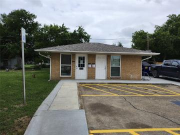 1 BR, 1 BA Apartment 306 West Avenue D, Rosebud, TX 76570