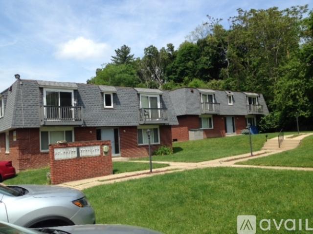 1 BR, 1 BA Apartment 306 Maxwell Street, Unit 2, Pittsburgh, PA 15205