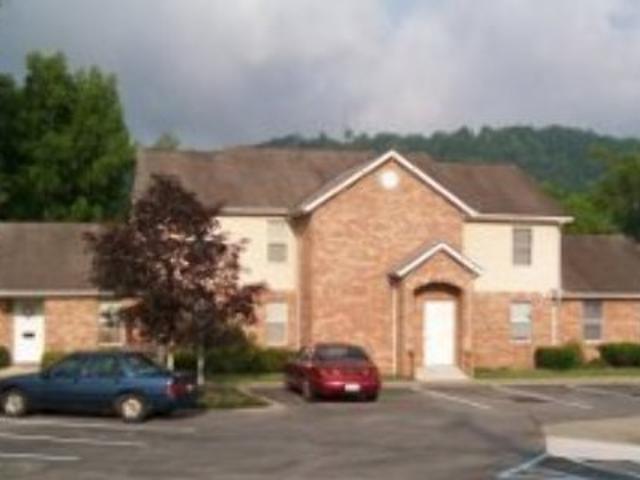 1 BR, 1 BA Apartment 308 N. Broad St Summersville, WV 26651