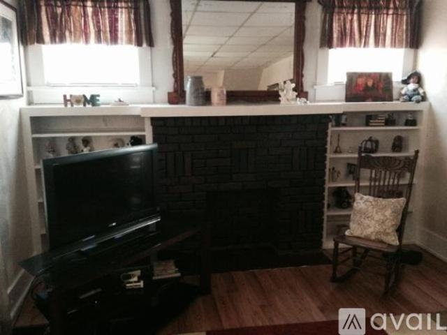 1 BR, 1 BA Apartment 30 N Gordon St, Unit A, Uniontown, PA 15401