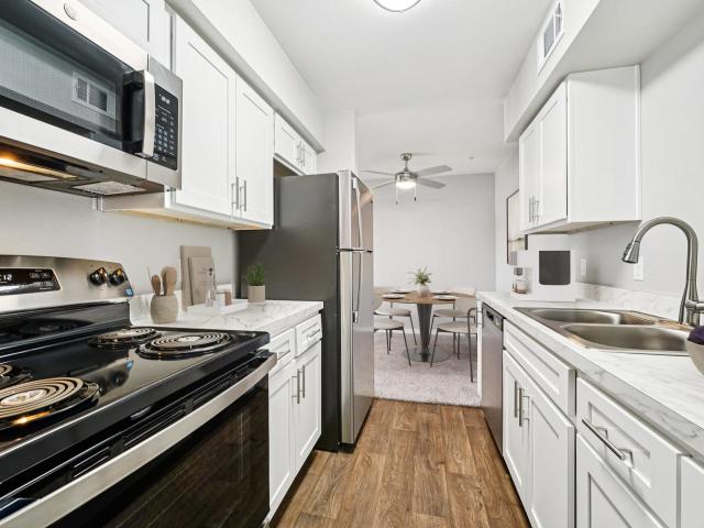 1 BR, 1 BA Apartment 3100 NW Expressway Unit 343, Oklahoma City, OK 73112