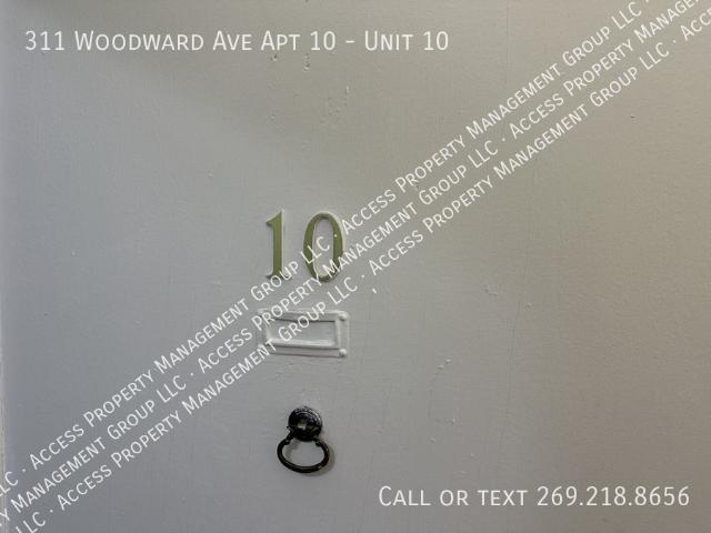 1 BR, 1 BA Apartment 311 Woodward Ave Apt 10, Kalamazoo, MI 49007