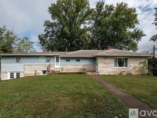 1 BR, 1 BA Apartment 314 West Association Street, Unit B, Ellettsville, IN 47429