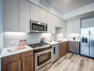 1 BR, 1 BA Apartment 3150 Wilshire Blvd Unit 2014, Los Angeles, CA 90010