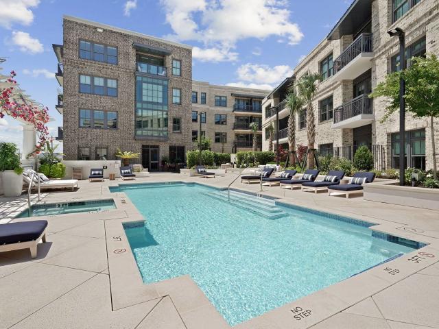 1 BR, 1 BA Apartment 31 Laurens Street Unit 1403, Charleston, SC 29401