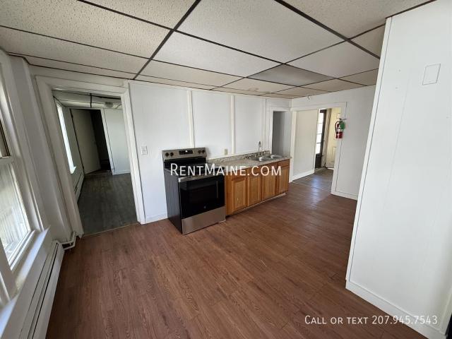 1 BR, 1 BA Apartment 31 Stillwater Ave. Apt Old Town, ME 04468