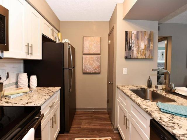 1 BR, 1 BA Apartment 3200 Loch Ness Drive Unit 006, Lexington, KY 40517