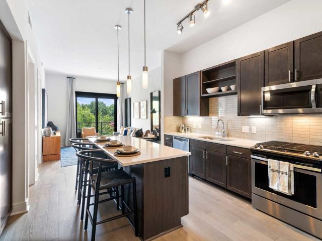 1 BR, 1 BA Apartment 3200 McKinney Ave Unit 518, Dallas, TX 75204