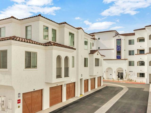 1 BR, 1 BA Apartment 3200 South Dobson Road Unit 219, Chandler, AZ 85248