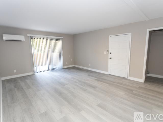 1 BR, 1 BA Apartment 32200 Cathedral Canyon Drive, Unit 52, Cathedral City, CA 92234