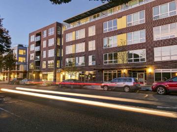 1 BR, 1 BA Apartment 3220 California Ave SW Unit 516, Seattle, WA 98116
