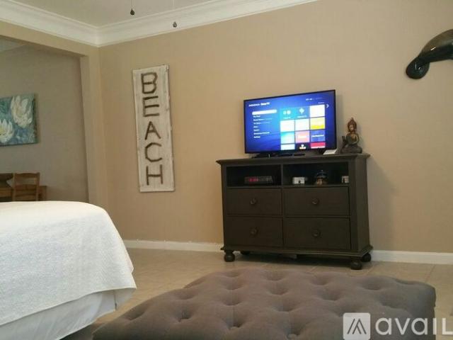 1 BR, 1 BA Apartment 3220 Northeast 15th Street, Unit Unit 2, Pompano Beach, FL 33062