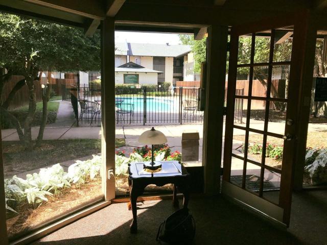 1 BR, 1 BA Apartment 3221 East 30th Place Unit 209, Tulsa, OK 74114