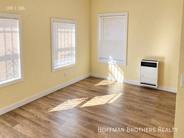 1 BR, 1 BA Apartment 327 W 45th St, Los Angeles, CA 90037